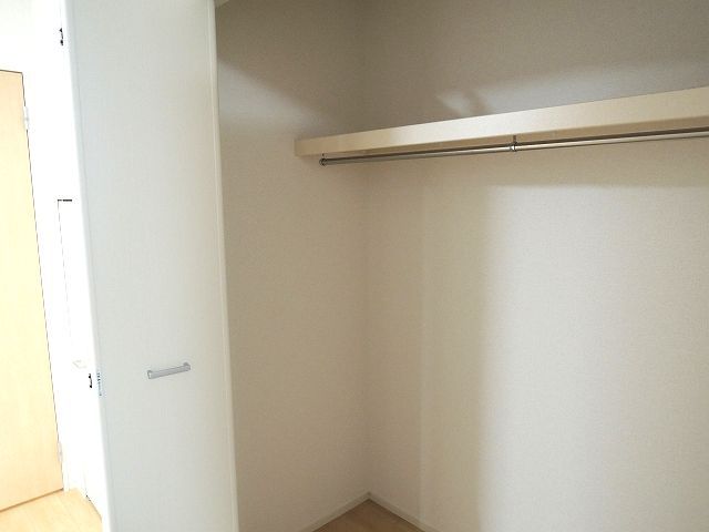 ＪＲ高崎線 上尾駅 バス乗車時間：5分 最寄りバス停で下車 徒歩10分 2階建 築10年の内装写真