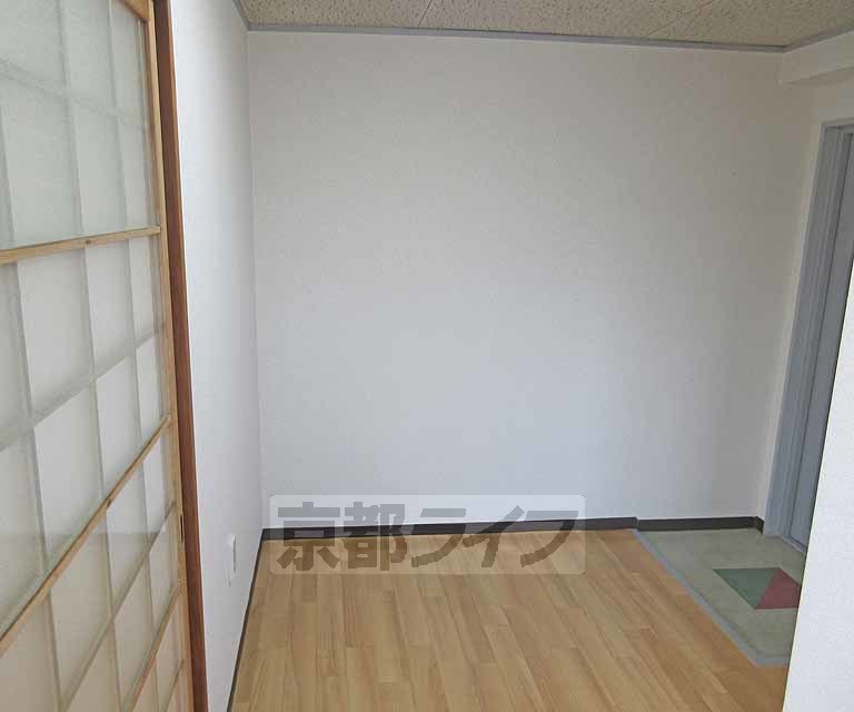 玄関　玄関周りもかなり広いですね