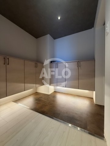 玄関　AND TERRACE 文の里　玄関