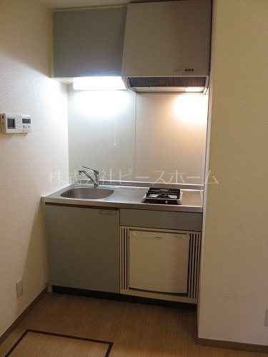 キッチン　※別号室参考写真