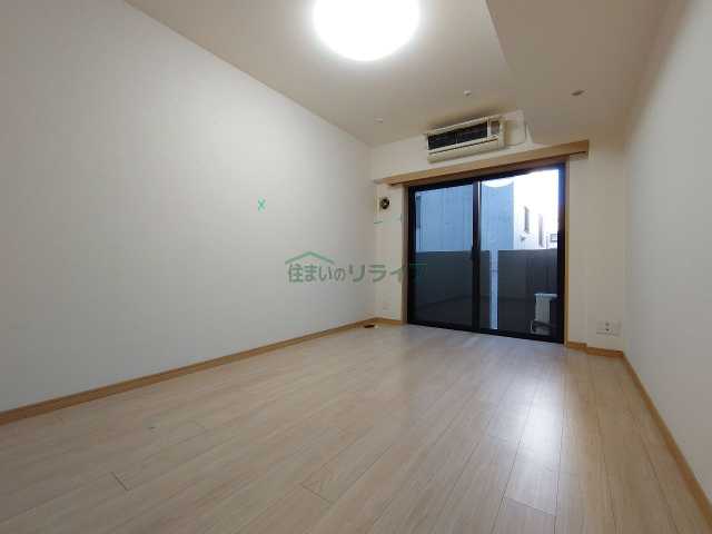 居室・リビング　別部屋同タイプ部屋の参考写真となります。