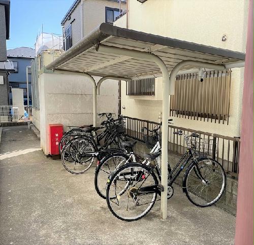 その他共有部分　屋根付き駐輪場