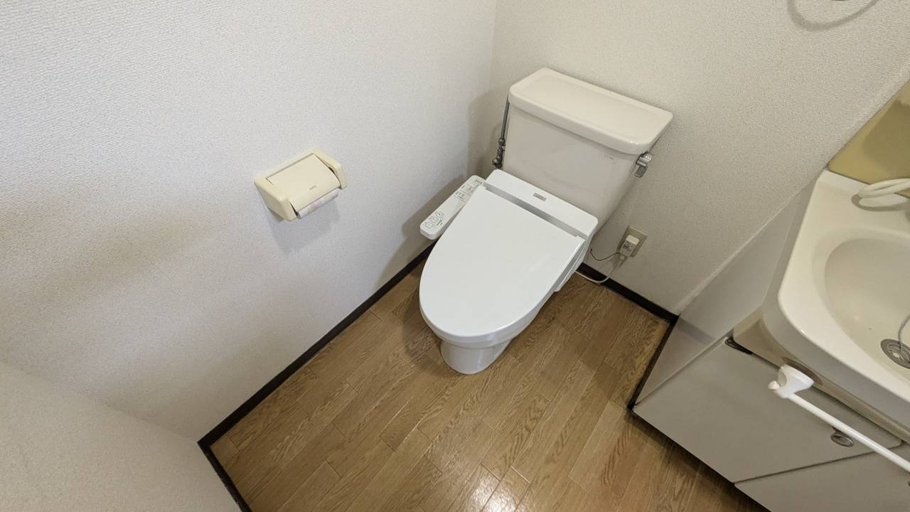 トイレ　トイレ