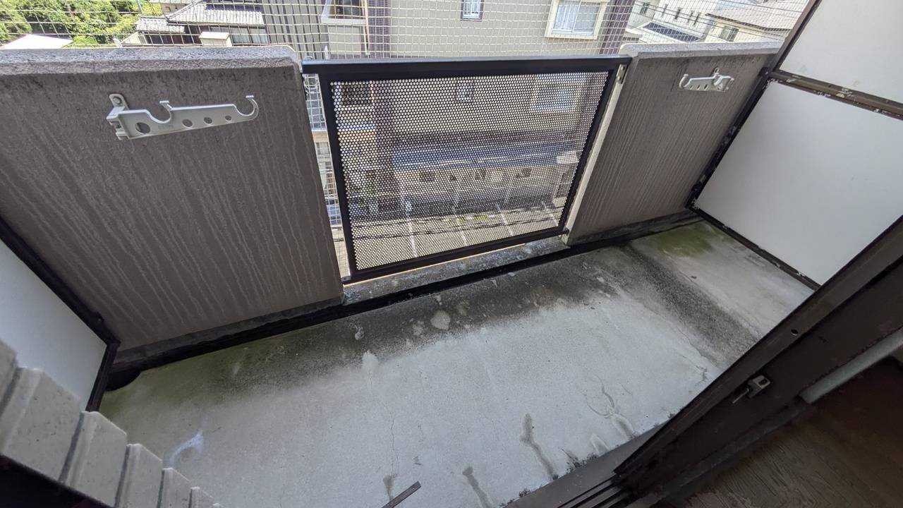 バルコニー　バルコニー