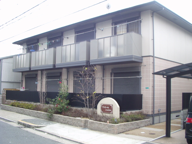 大阪市平野区喜連のアパートの建物外観