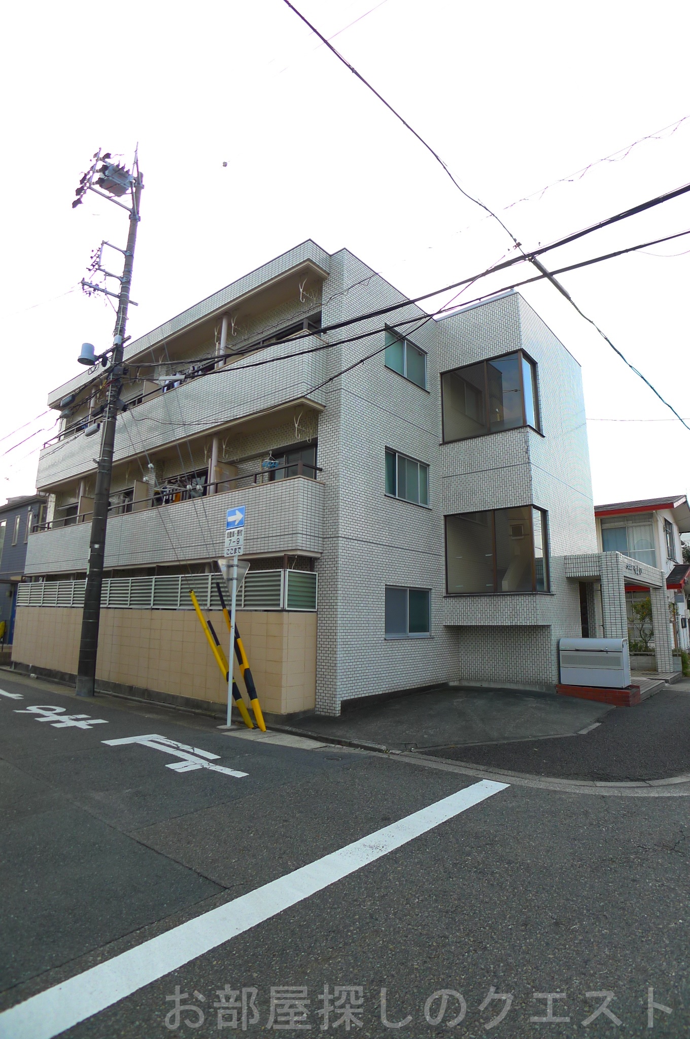 名古屋市昭和区田面町のマンションの建物外観