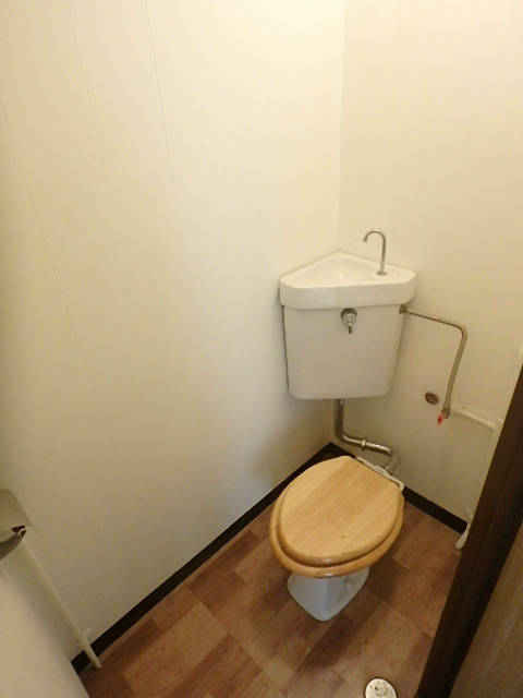 【永山ビルのトイレ】
