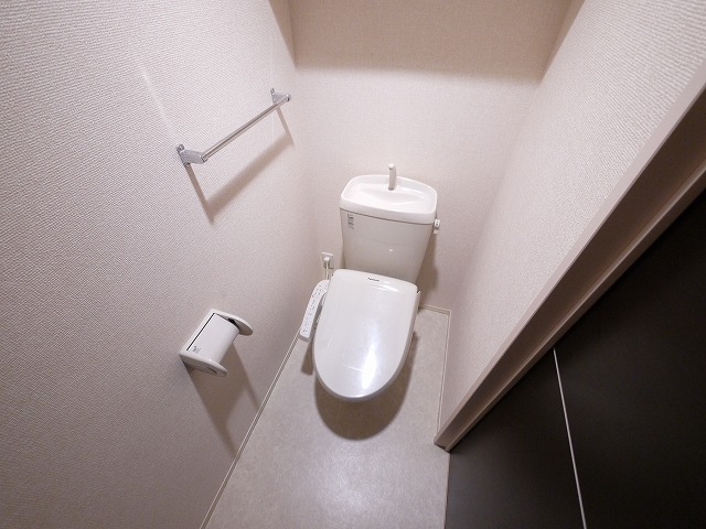 トイレ　清潔感のあるトイレです