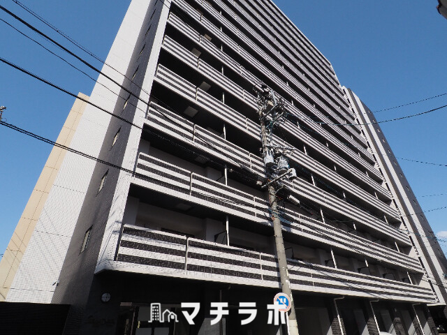 【名古屋市中区新栄のマンションの建物外観】