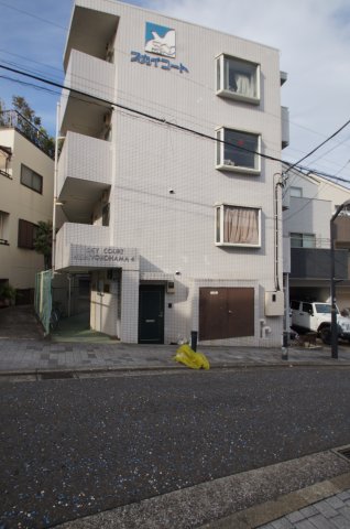 横浜市西区藤棚町のマンションの建物外観