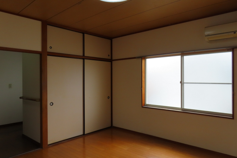 収納　洋室　エアコン付