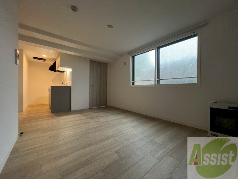 居室・リビング　広くてキレイなお部屋が広がっていて、充実した生活が送れそう。