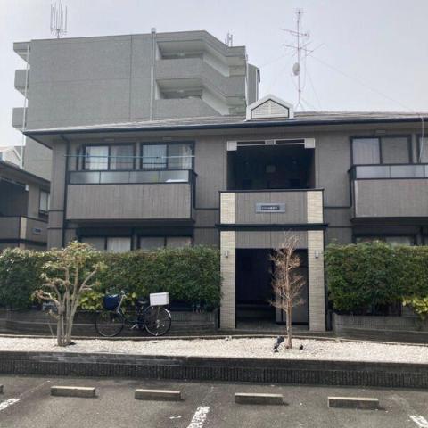 エクセル南茨木　建物外観　外観写真（昼）
