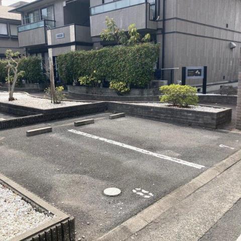 エクセル南茨木　その他共有部分　駐車場