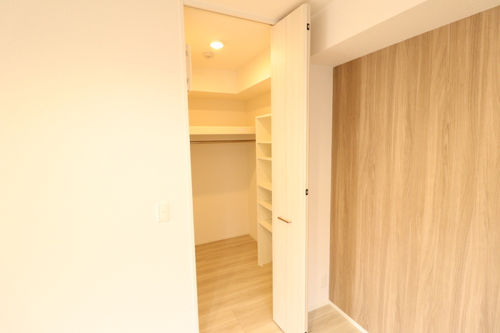 収納　ウォークインクローゼット