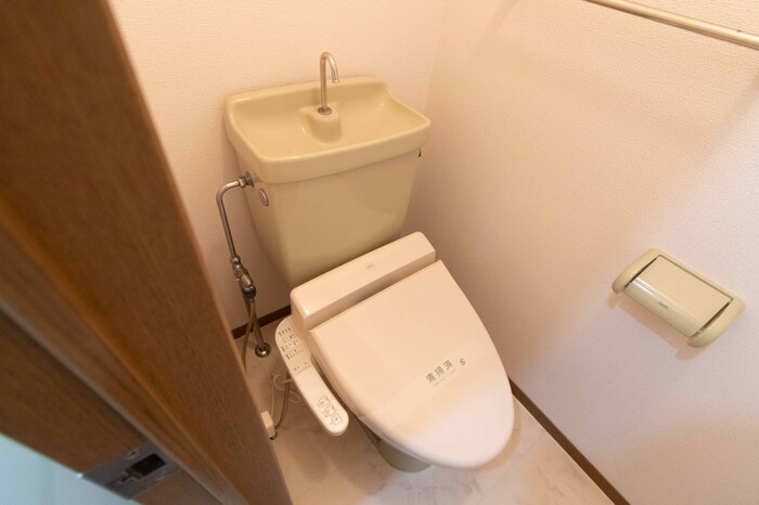 トイレ　トイレもきれいです