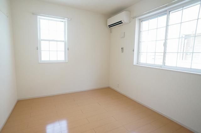 コリーヌ・メリディアン_その他_11