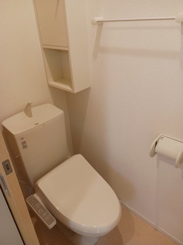 トイレ　落ち着いたトイレです