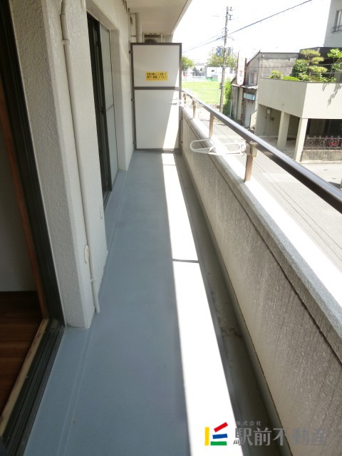 バルコニー