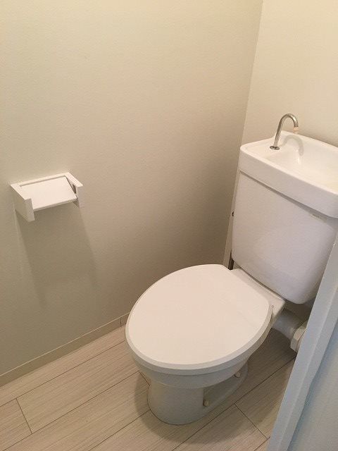 トイレ　別部屋参考