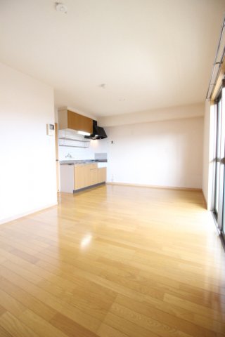 居室・リビング　ゆったり過ごせる居間です