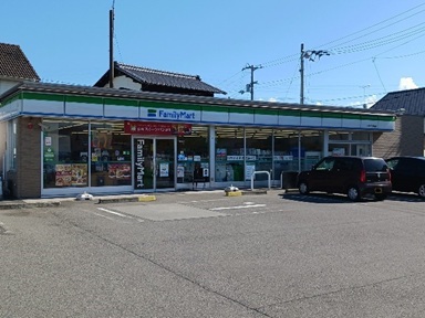 コンビニ　ファミリーマートいまばり別名店（コンビニ）まで382m