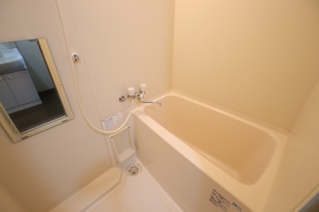 バス・シャワールーム　※別室の参考写真の為、現況優先です。