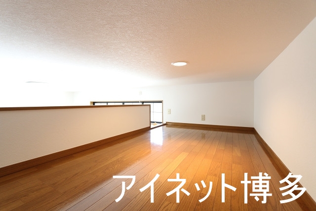 その他部屋・スペース　ロフトは寝室としてもつかえそうです