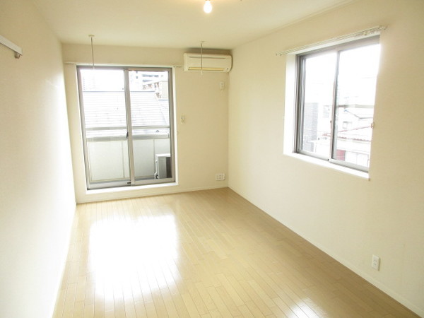 居室・リビング　別室参考写真