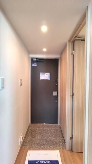 玄関　収納もある玄関です