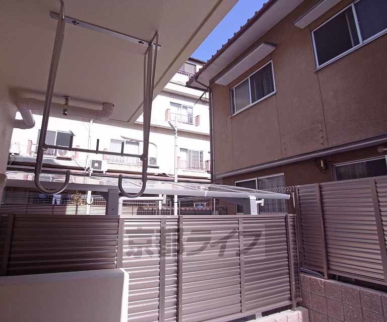 眺望　１階のお部屋は広い専用テラス！