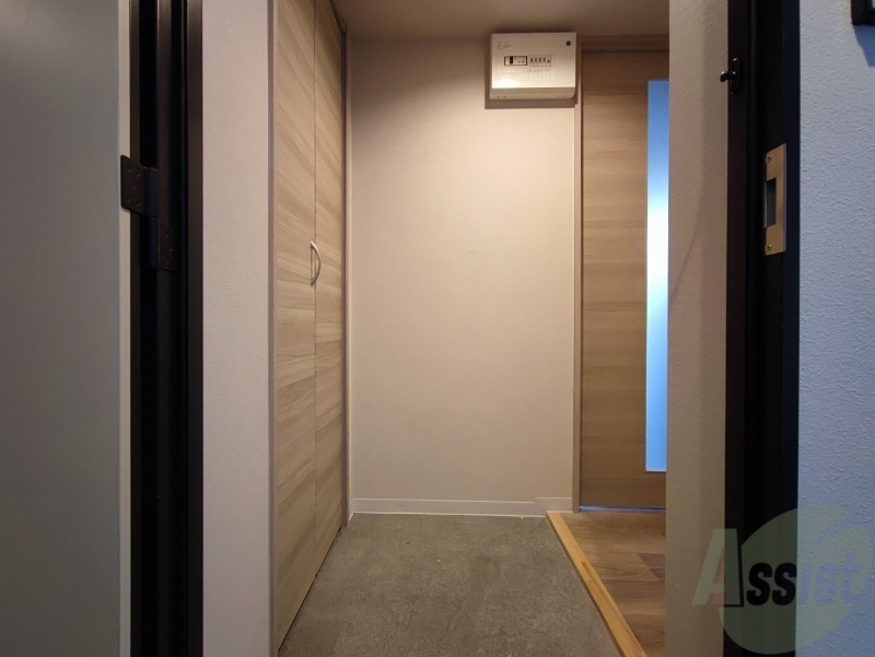 玄関　玄関の様子です。明るい印象ですね。気分もあがりそう。