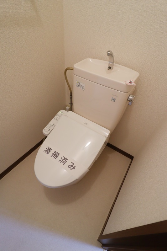 トイレ　図面と現状に相違がある場合には現状を優先