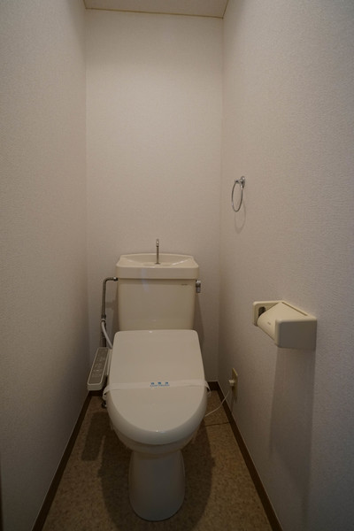 トイレ　同じ建物の別なお部屋