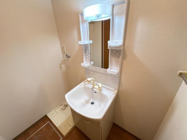 洗面設備　洗髪洗面化粧台