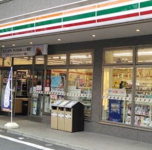 コンビニ　セブンイレブン川崎八丁畷駅前店（コンビニ）まで218m
