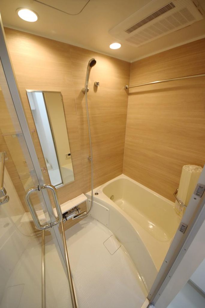 バス・シャワールーム　バス