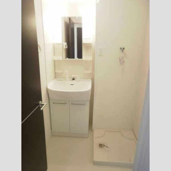 洗面設備　洗面室