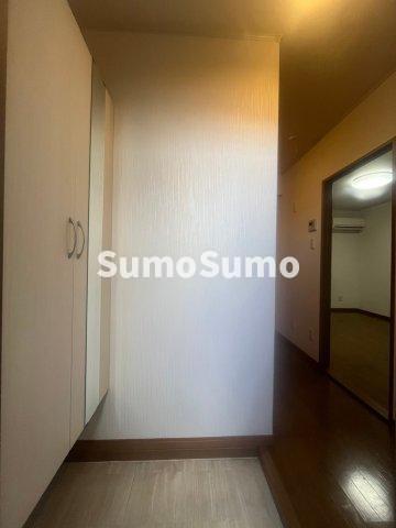 玄関　収納もある玄関です