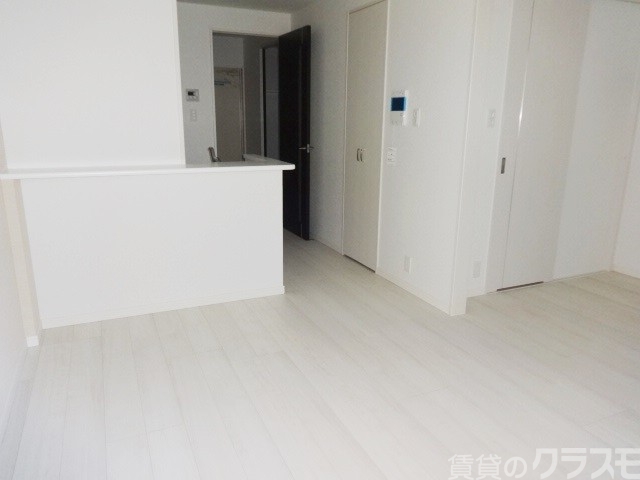 居室・リビング　南向きですので明るいお部屋です◎