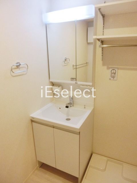 洗面設備　便利な独立洗面台