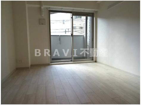 居室・リビング　【プレサンス谷町リーベ】こちらのリビングで趣味の時間をお楽し