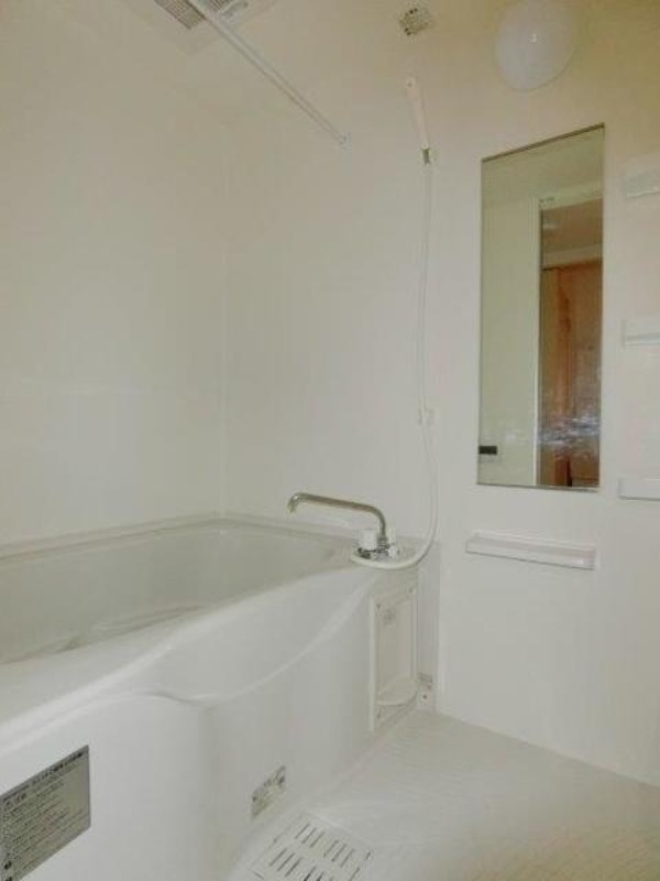 バス・シャワールーム　図面と現状に相違がある場合には現状を優先