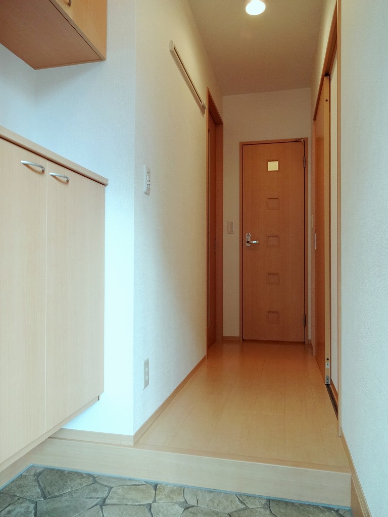 玄関　参考写真