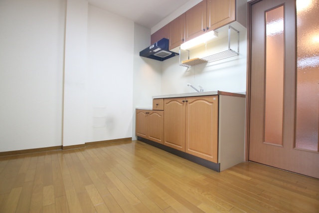 居室・リビング　※別室の参考写真の為、現況優先です。