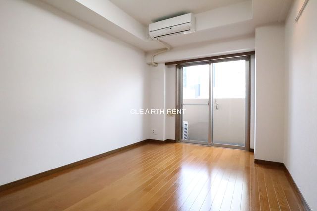 居室・リビング　洋室7.2帖の快適空間☆インターネット使用料無料