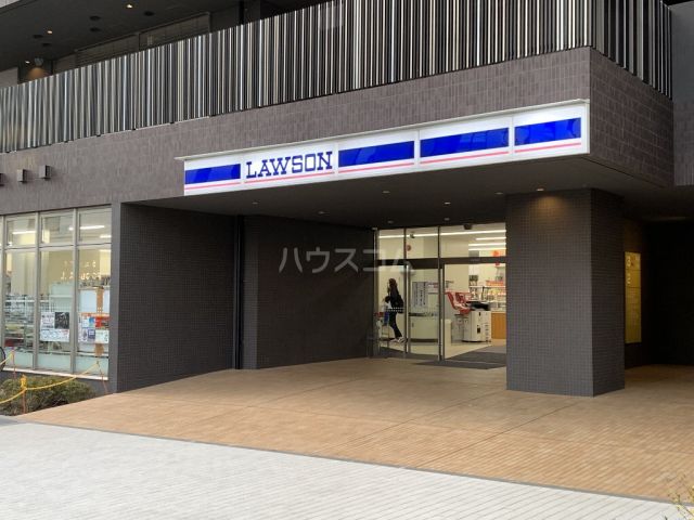 コンビニ　ローソン 流山おおたかの森駅前店（コンビニ）まで282m