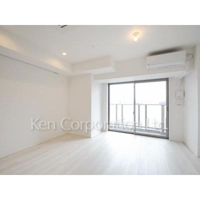 居室・リビング　同タイプ8階のお部屋を撮影。仕様が異なることがあります。