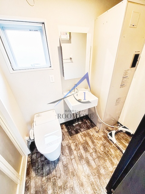 洗面設備　独立洗面台です。