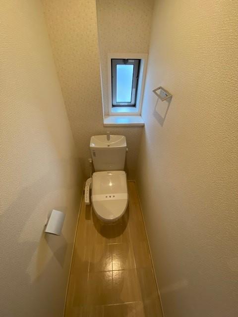 トイレ　ゆったりとした空間のトイレです